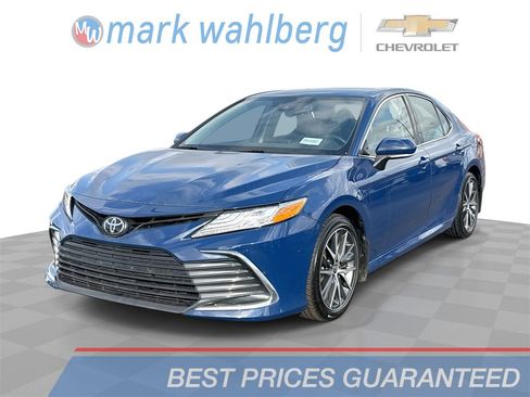 Used 2024 Toyota Camry XLE w/ Cold Weather Package image 1