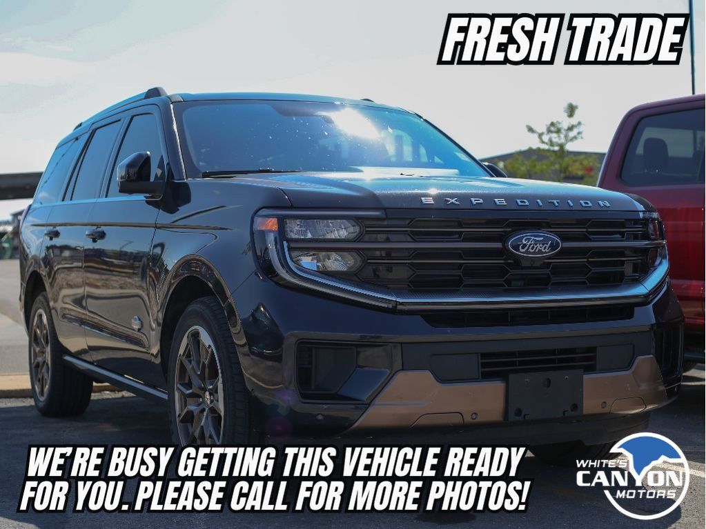 Used 2025 Ford Expedition King Ranch AWD/4WD image 1