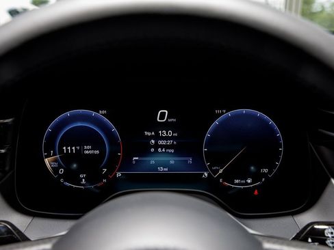 New 2025 Maserati Grecale GT image 24