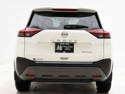Used 2023 Nissan Rogue SV w/ SV Premium B Package image 7