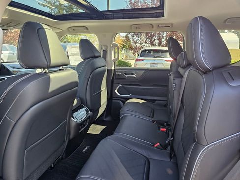 New 2025 INFINITI QX80 Luxe image 21