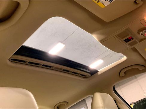 Used 2017 Volkswagen Jetta SE image 13