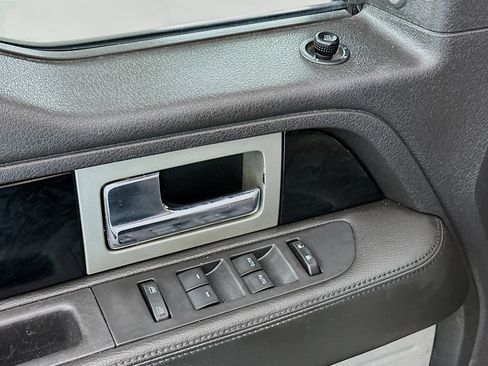 Used 2012 Ford F150 Platinum RWD image 21