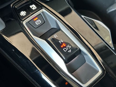 Used 2025 Audi Q5 Premium w/ Convenience Package AWD/4WD image 22