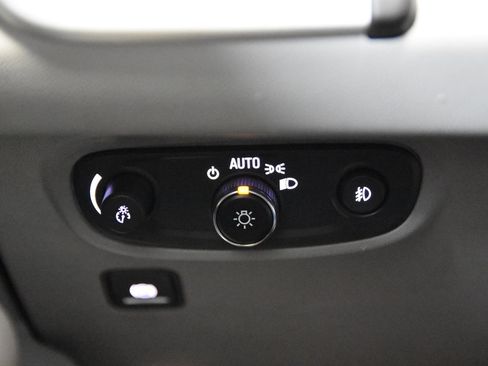 Used 2023 GMC Terrain SLT FWD image 25