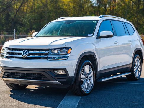Used 2019 Volkswagen Atlas SE image 3
