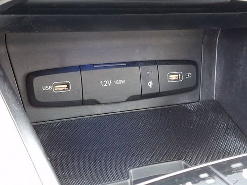 Certified 2024 Hyundai Tucson Limited AWD/4WD image 18