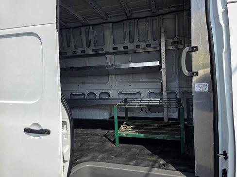 Used 2020 Nissan NV 2500 S RWD image 16