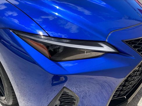 Used 2023 Lexus IS 500 RWD image 31