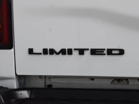 Used 2024 RAM 2500 Limited image 21