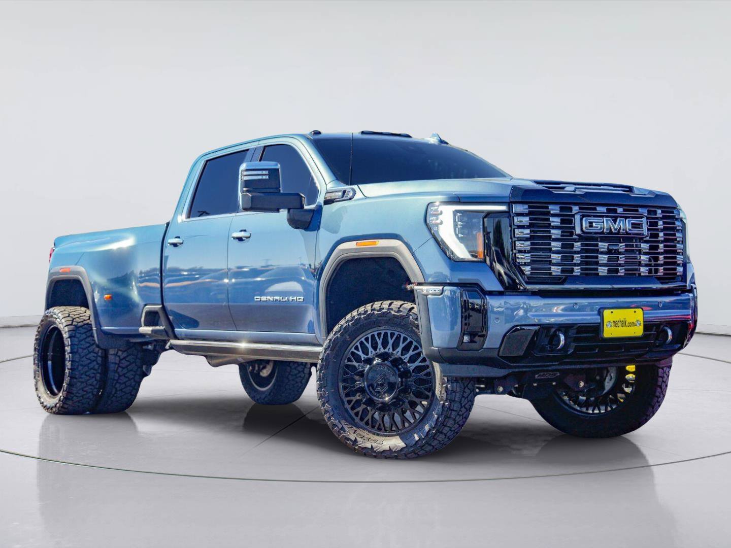 Used 2026 GMC Sierra 3500 Denali Ultimate AWD/4WD image 1