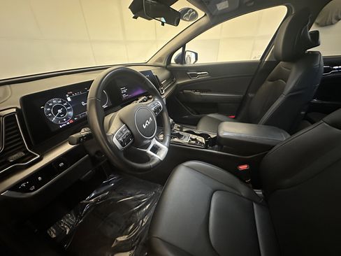 Used 2023 Kia Sportage SX image 18