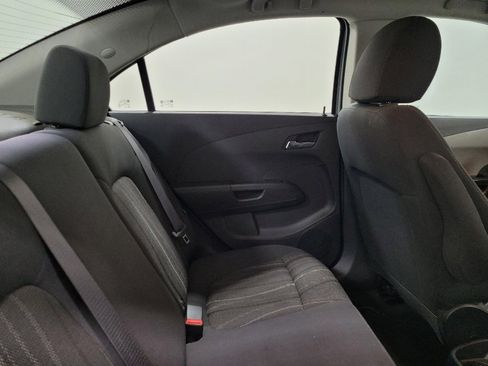 Used 2017 Chevrolet Sonic LT w/ Convenience Package image 19