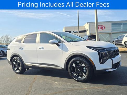 New 2026 Kia Sportage LX FWD image 1