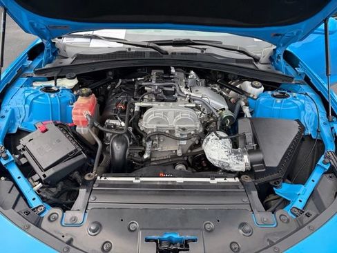 Used 2023 Chevrolet Camaro LS RWD image 11