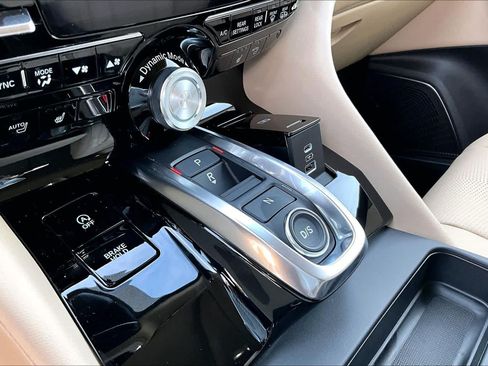 Certified 2026 Acura MDX FWD w/ Technology Package image 7