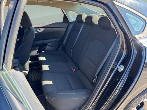 Used 2021 Kia Forte LXS image 24