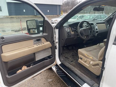 Used 2010 Ford F150 XLT AWD/4WD image 17