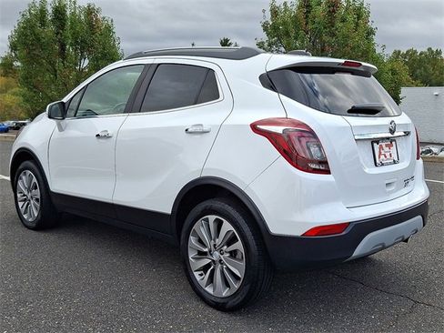 Used 2019 Buick Encore Preferred image 4