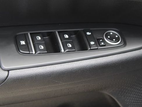 Used 2023 Kia Forte LXS w/ LXS Technology Package FWD image 10