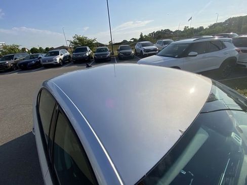 Used 2012 Volkswagen Jetta SE FWD image 13