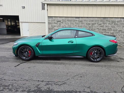 Used 2024 BMW M4 Coupe w/ Executive Package image 3