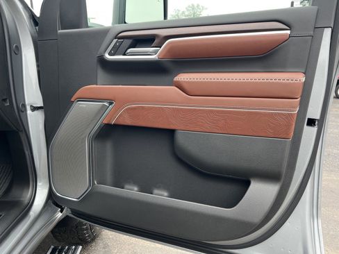 New 2026 GMC Sierra 2500 Denali Ultimate image 19