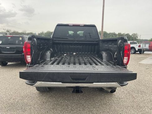 Used 2025 GMC Sierra 2500 SLE w/ SLE Value Package; AWD/4WD image 7