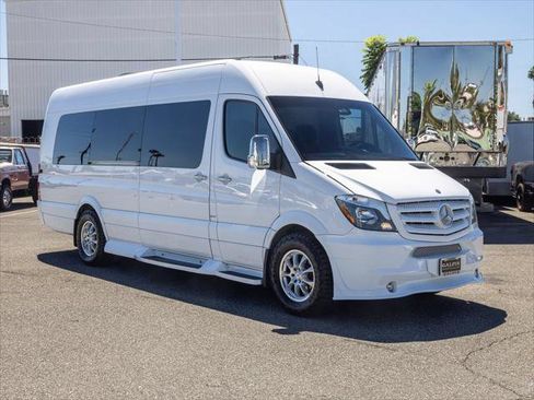 Used 2015 Mercedes-Benz Sprinter 2500 image 7