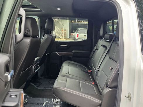 Used 2019 Chevrolet Silverado 1500 High Country image 30