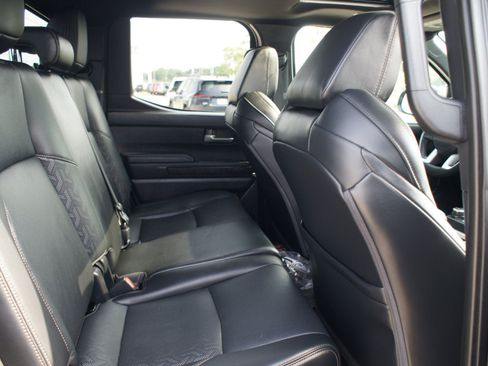 Used 2025 Toyota Tacoma Limited AWD/4WD image 22