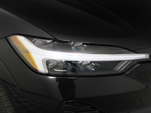 Certified 2026 Volvo XC60 B5 Plus AWD/4WD image 26