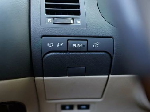 Used 2011 Lexus GS 450h w/ Preferred Accessory Package image 52