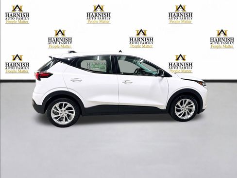 New 2027 Chevrolet Bolt LT w/ Comfort Package FWD image 5