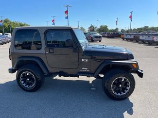 Used 2004 Jeep Wrangler X AWD/4WD video 2