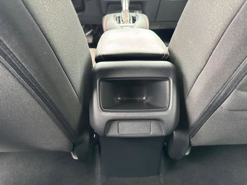 Used 2025 Honda HR-V Sport image 29