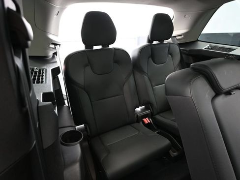 Used 2024 Volvo XC90 B5 Plus AWD/4WD image 48