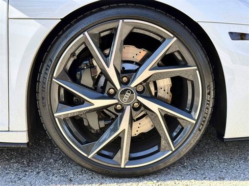 Used 2022 Audi R8 V10 image 10