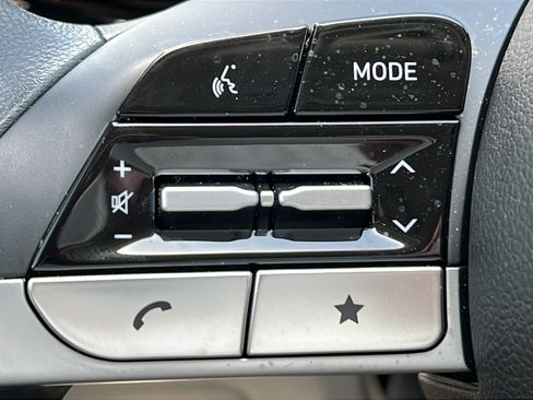 Certified 2024 Hyundai Tucson SEL FWD image 19
