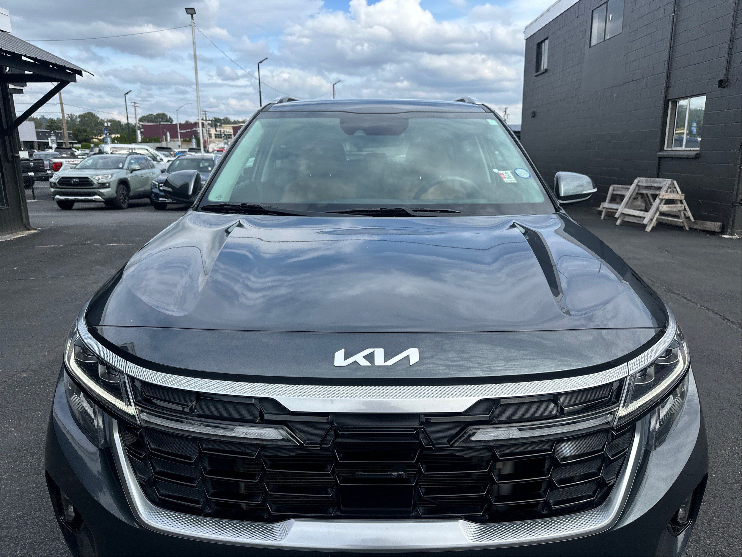 Used 2024 Kia Seltos SX AWD/4WD image 23