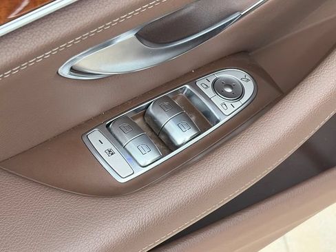 Used 2017 Mercedes-Benz E 300 4MATIC image 15
