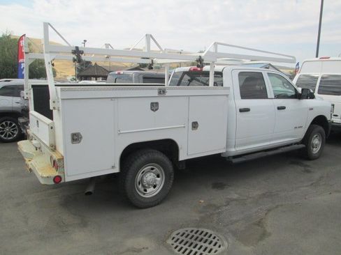 Used 2022 RAM 2500 Tradesman AWD/4WD image 3