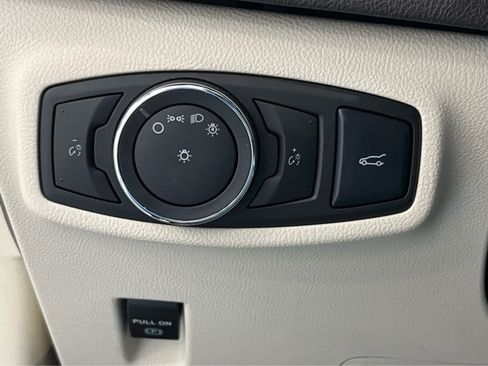 Used 2016 Lincoln MKC Select w/ Select Plus Package AWD/4WD image 27