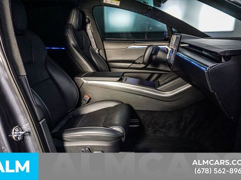 Used 2022 Tesla Model X Plaid image 20