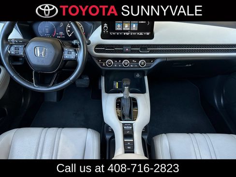 Used 2025 Honda HR-V EX-L image 4
