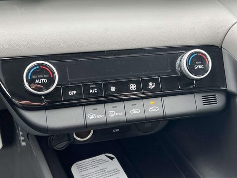 New 2026 Hyundai Elantra Sport FWD image 13