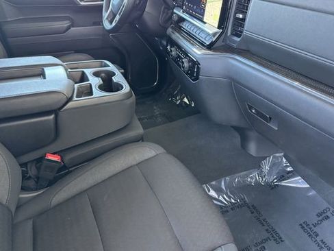 Used 2023 Chevrolet Silverado 1500 LT image 15