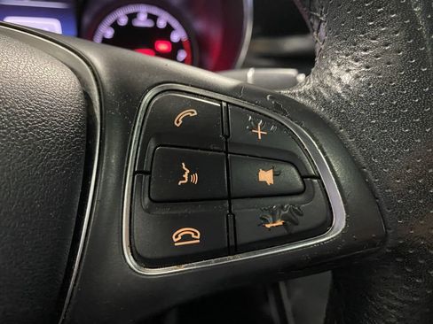 Certified 2018 Mercedes-Benz GLC 300 image 12