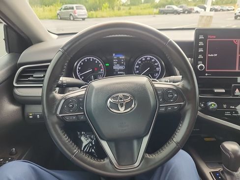 Used 2022 Toyota Camry SE w/ Audio Upgrade Package FWD image 20