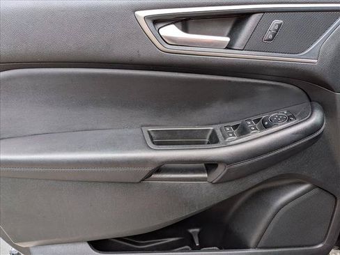 Used 2023 Ford Edge SEL AWD/4WD image 10